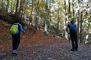 17 Termina la stradetta, comincia il sentiero in decisa salita